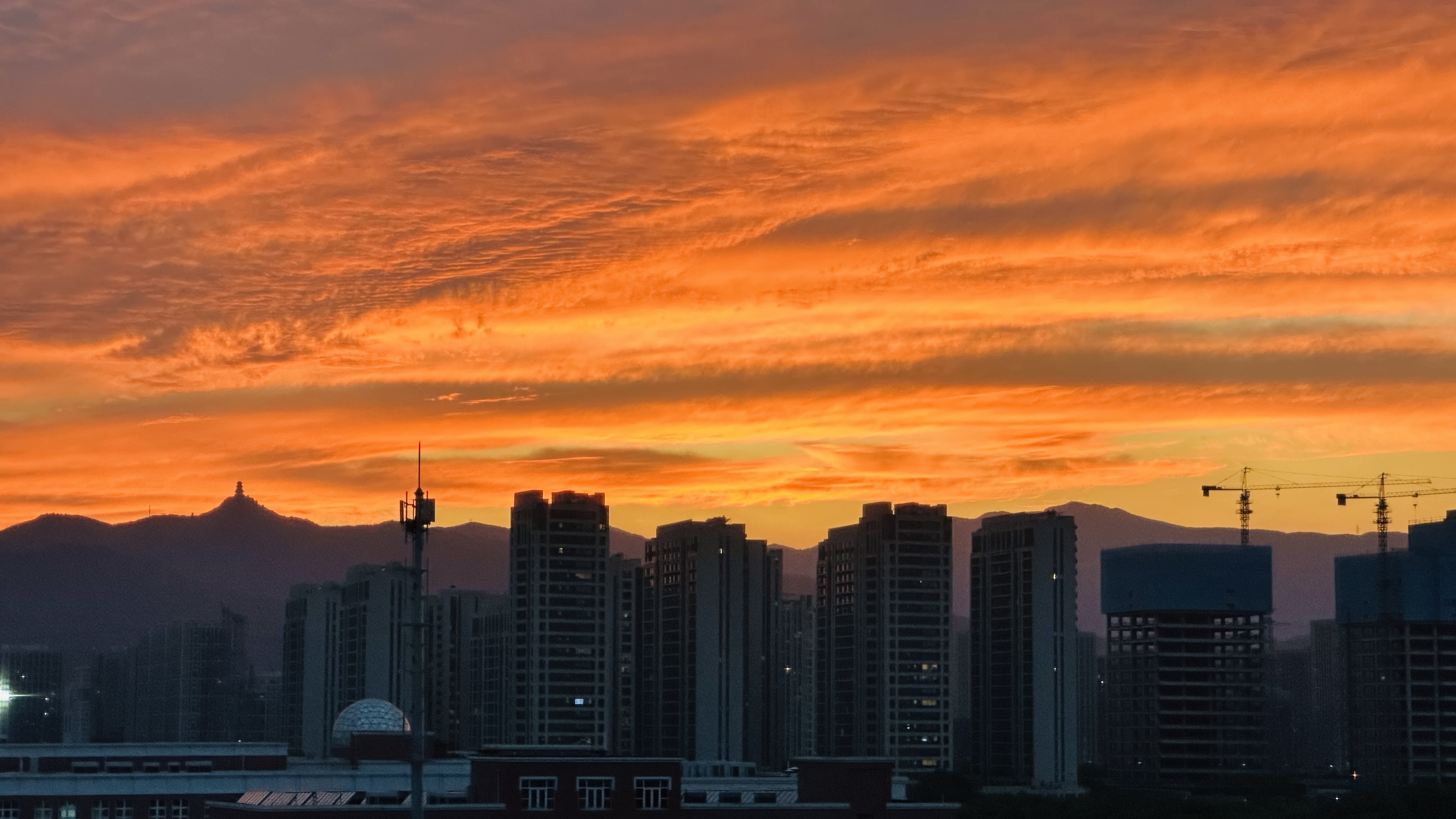 2025-08-30 窗外